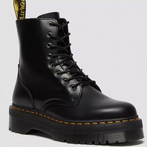 Dr. Martens Jadon Boot